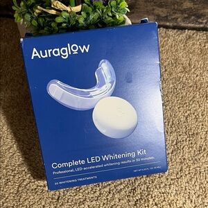 Auraglow LED Teeth Whitening Kit